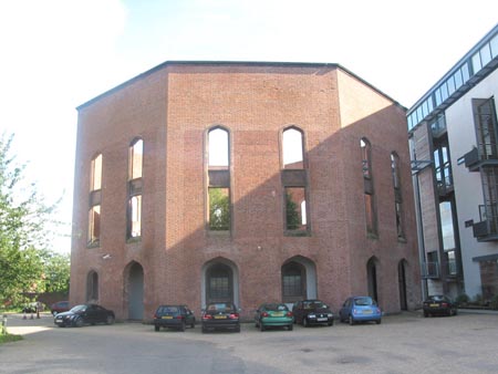 03. Collegiate Hall 2005